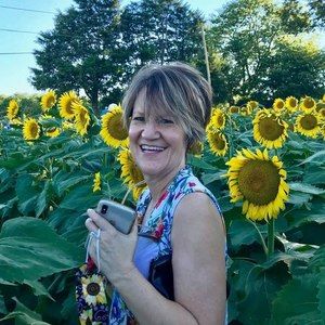 Meet your Posher, Brenda